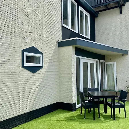 Gluecklich Am Deluxe Mit Wellnesszugang Egmond aan Zee